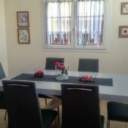 La Perla De Sonnenland Bed and Breakfast